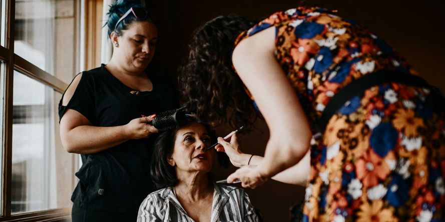 photographer-and-hairdresser